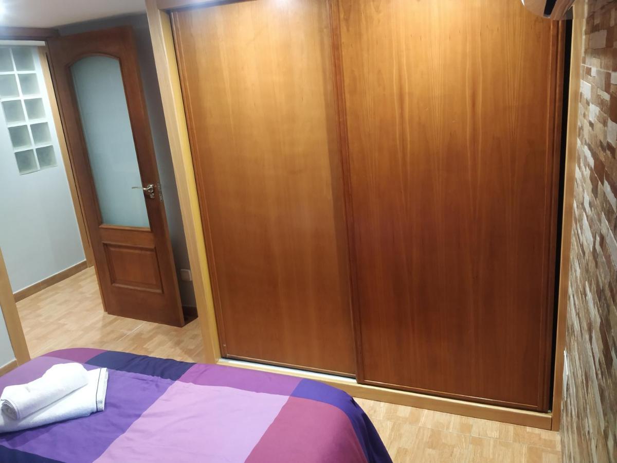 Apartamentos Deluxe Barajas Madrid Exterior photo